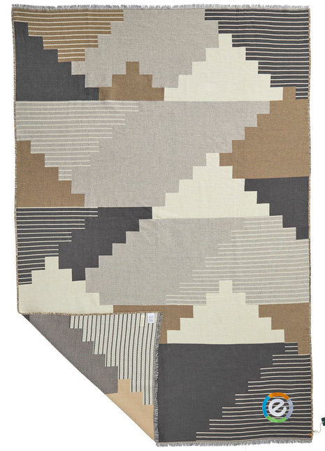 tentree Organic Cotton Peaks Woven Blanket - Gray | tentree