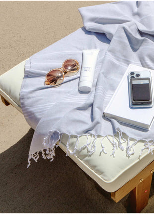 mophie® Snap+ Mini 5000 mAh Wireless Power Bank - Black | mophie