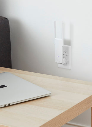 Dual Band Wifi Extender - White | PromoEO