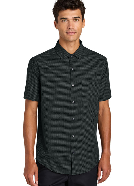 Mercer+Mettle® Short Sleeve UV Capital Tech Shirt MM2006 - Deep Black Triangle Print | Mercer+Mettle