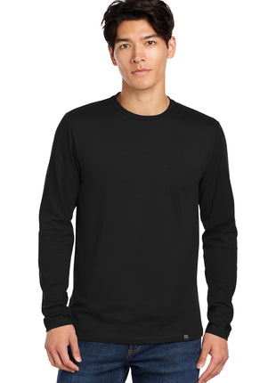 New Era ® Heritage Blend Long Sleeve Crew Tee. NEA102 - Black | New Era