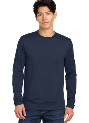New Era ® Heritage Blend Long Sleeve Crew Tee. NEA102 - True Navy | New Era